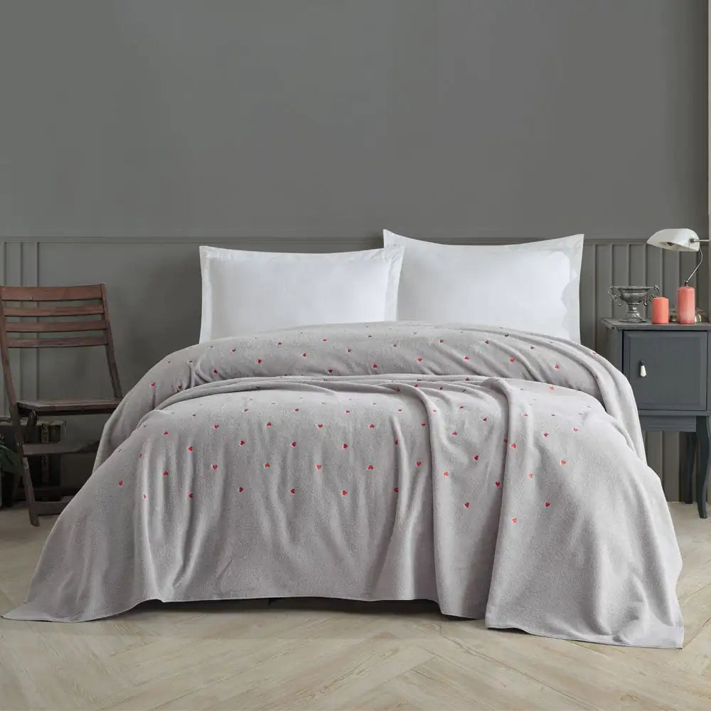 Hobby Lubow Double Embroidery Bed Covel Love - A. Gray